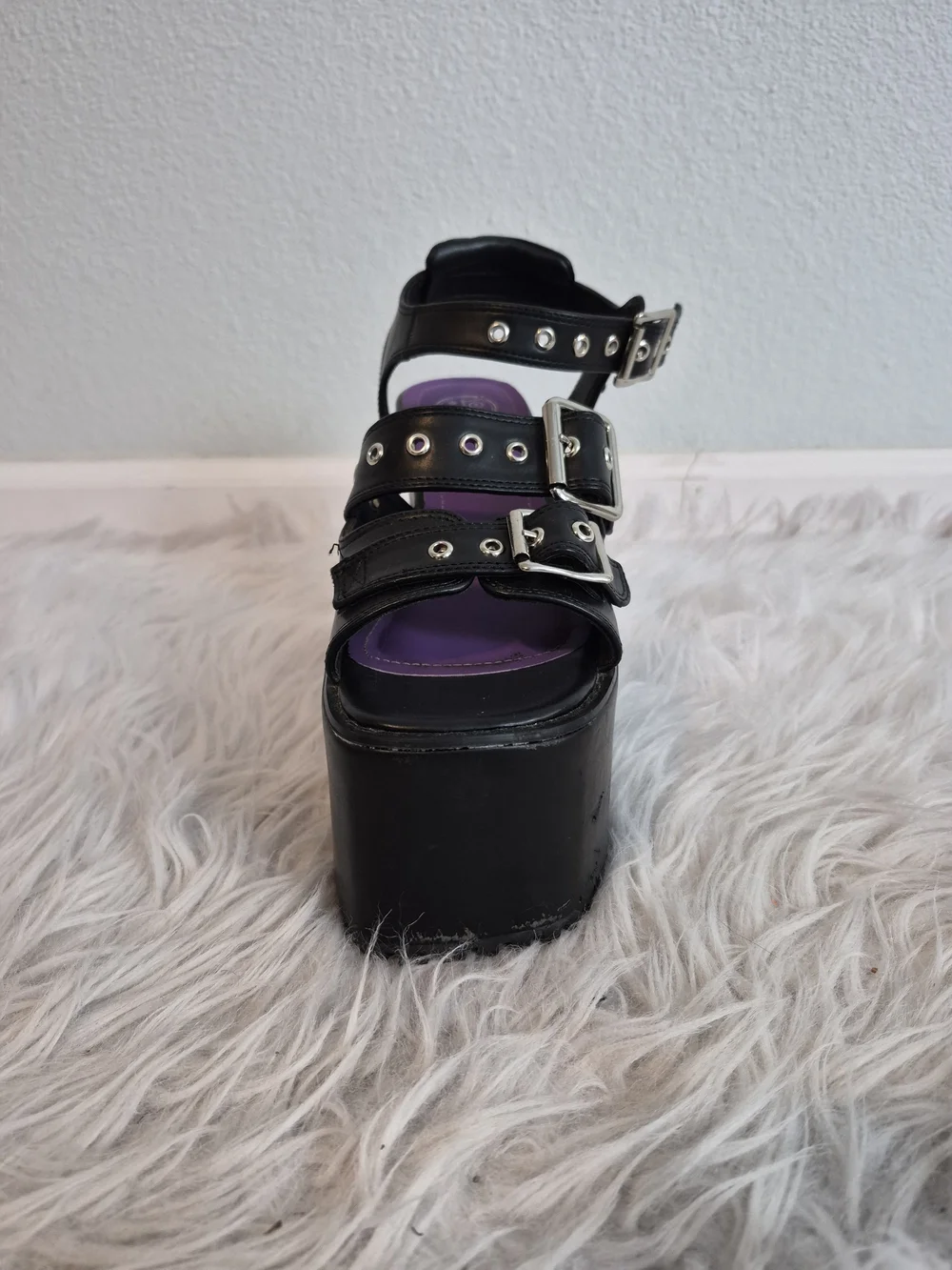 Yosuke Gothic Black Platform Buckle High-Heel Sandals Size 7 1/2